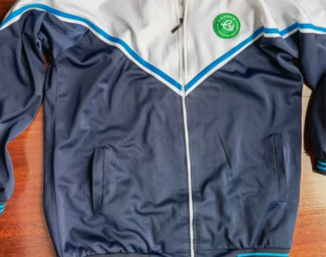 校服185码,17届毕业生旧版校服,现在学...