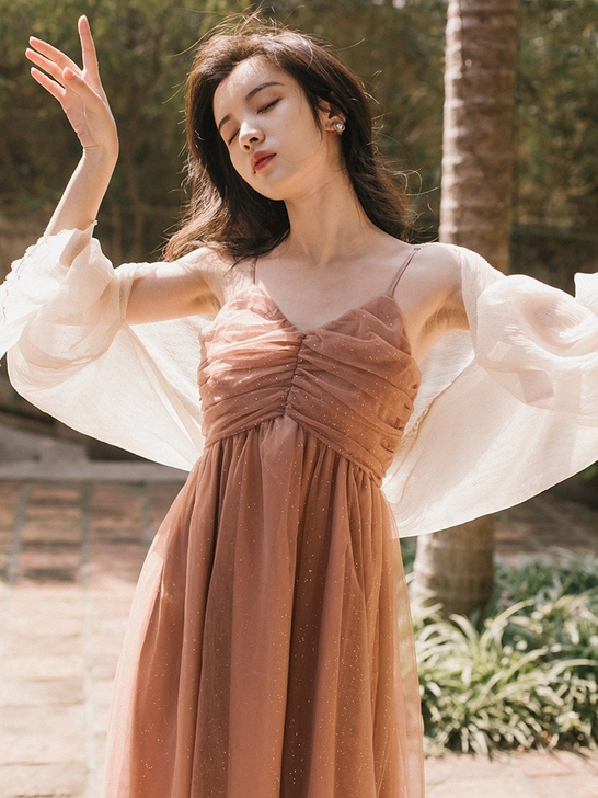超仙甜美复古吊带网纱连衣裙两件套少女气质修...