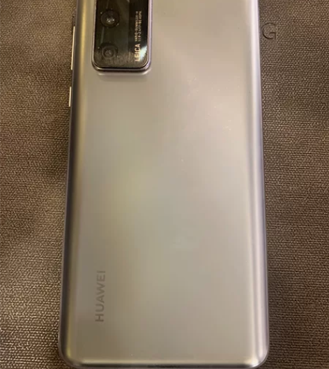 华为P405G,8128G外屏碎了其他地方...