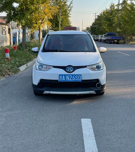 北汽ec200 带快充 非营运 一首户 过...