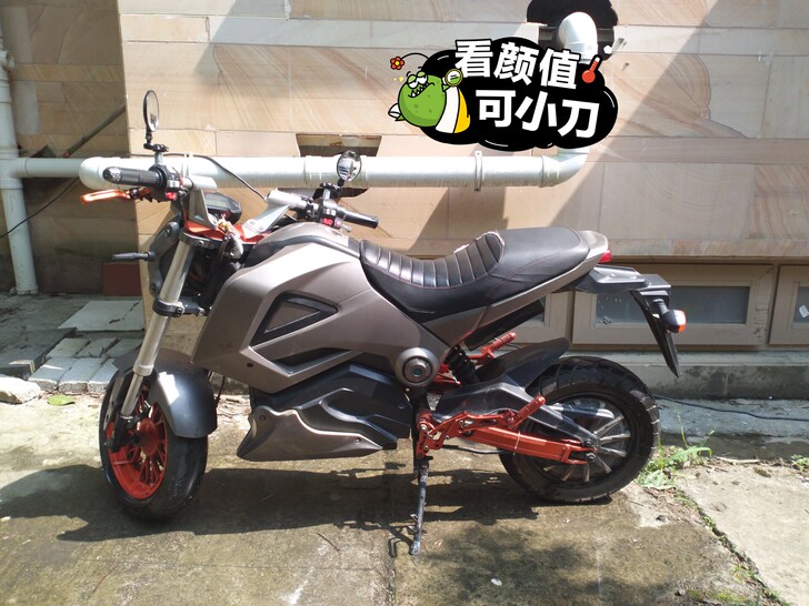 两台车处理打包卖3800，第一台72V20...