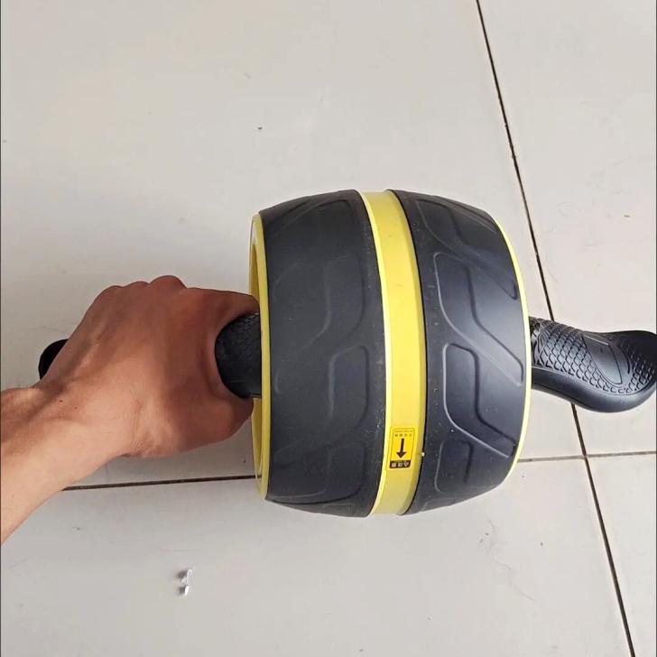 赔钱清货全新自动回弹腹肌轮健腹轮男女通用收...