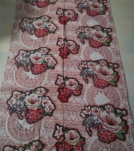 老花布，图案花式十分素雅漂亮，平纹。厚实长...