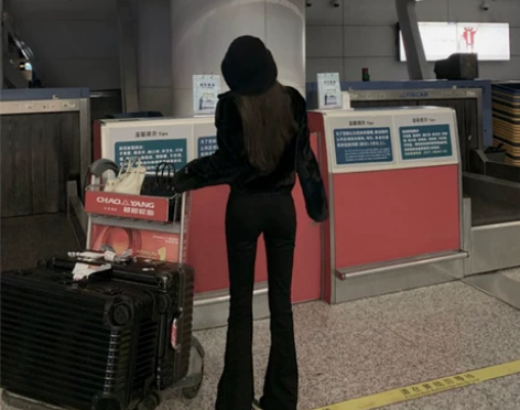 早安樊樊磨毛加绒牛仔裤女秋冬加厚高腰显瘦百...