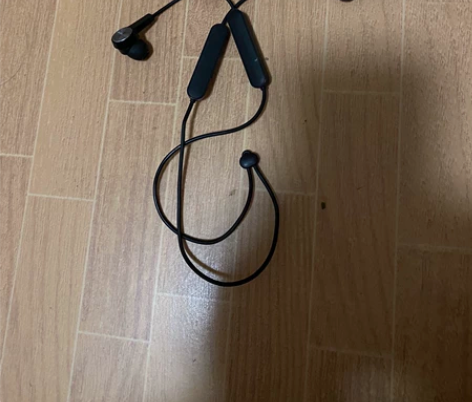 华为荣耀蓝牙耳机，九九新，音质效果非常好 ...