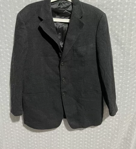 羊毛西服男士，瑕疵看图 感兴趣的话点“我想...