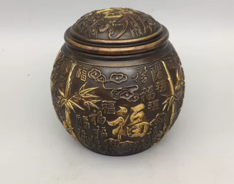 竹子百福罐，工艺精湛 ，包浆醇厚，型态完整...