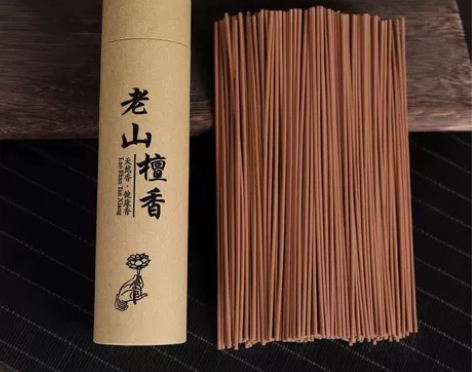 巨大捡漏！！！朋友茶馆倒闭清货，百年沉香檀...