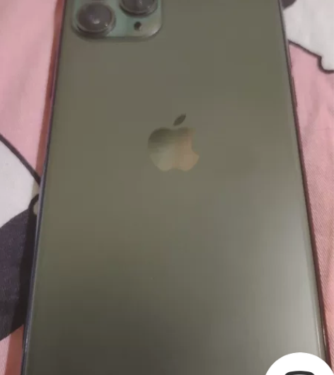 苹果11pro 市场淘物独立运营出售美版无...