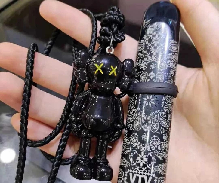 适用relx一代1悦刻挂绳悦客四代5代挂链...