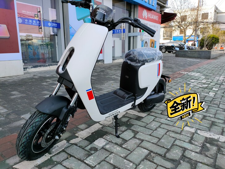 新大洲本田S07电动车小牛对比