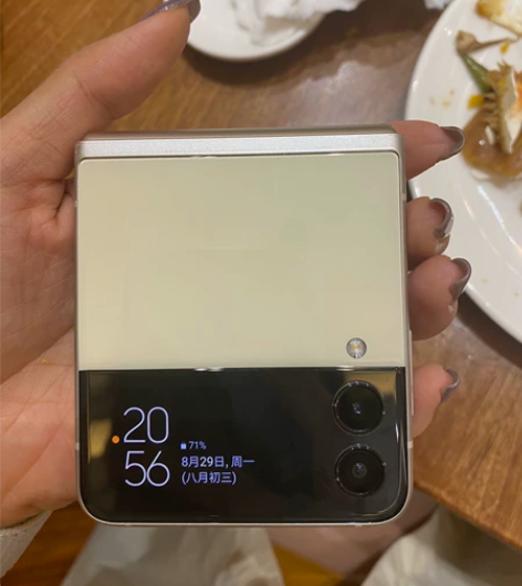 Samsung/三星 Galaxy Z F...