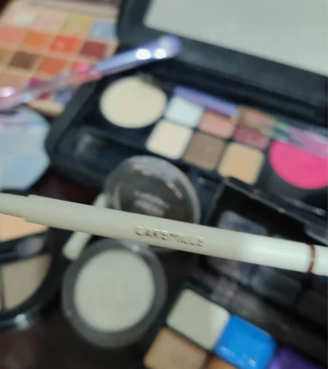 图片全部一起40元，眉笔是珂曼40一只买的...