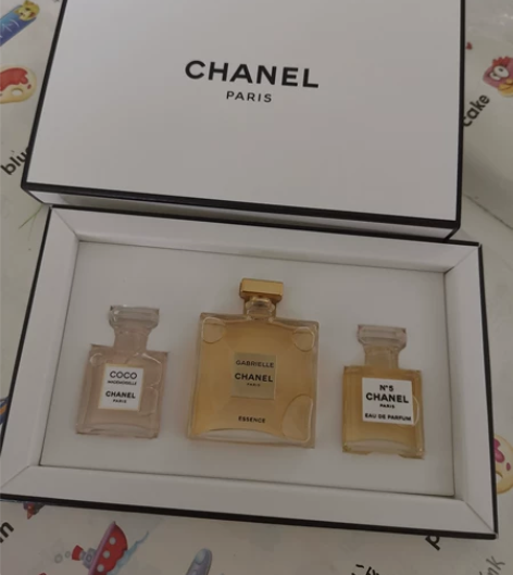 香奈儿香水试用装 国内柜台专柜的，就一套。...