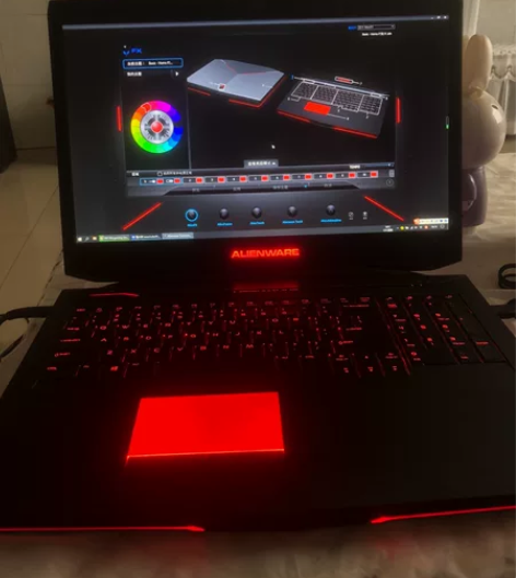 外星人笔记本17寸14年老电脑。电脑没什么...