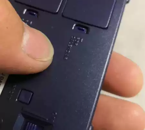 橡果国际收音机计算器一体机！计算器显示不全...