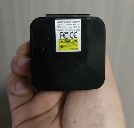 可能是哨鸟x1喇叭不错，激光键盘说实话实用...