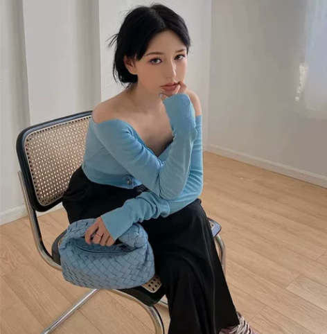2021春夏新款女包阿希哥同款手提包云朵编...