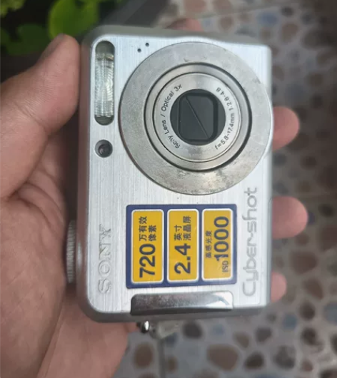 索尼数码相机,型号DSC-S700 网红小...