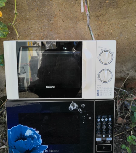 美的格兰仕微波炉式2o一23升八成新转盘平...