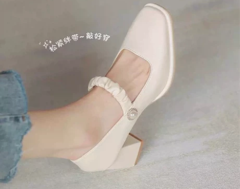 粗跟玛丽珍鞋子女新春夏法式风复古中跟浅口单...