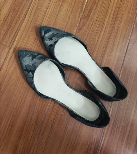 内里牛皮单鞋,平底 38码 感兴趣的话点“...