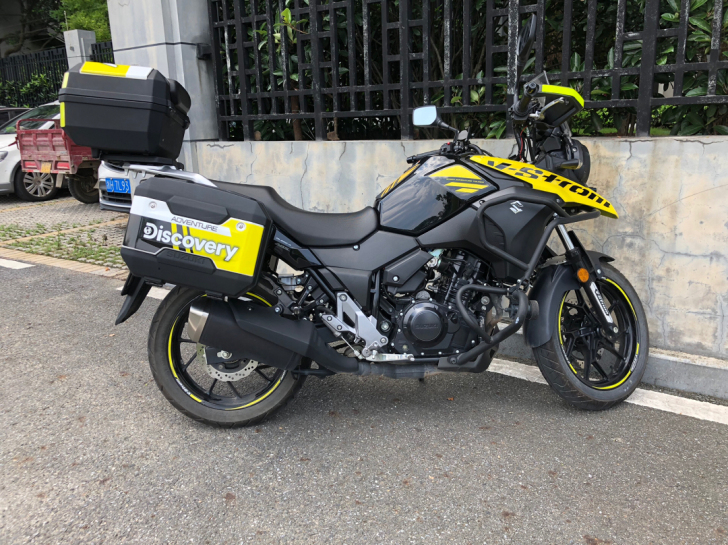 铃木DL250摩托车，20年7月28日购买...
