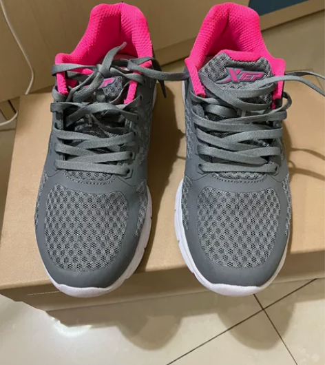 特步运动鞋 36码 穿一次 感兴趣的话点“...