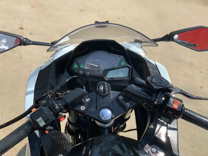 小忍者到双缸水冷400cc，改装天蝎排气 ...