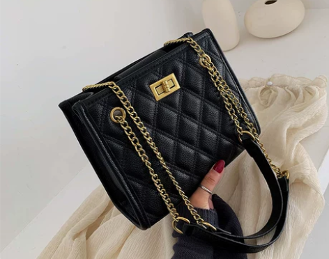 优尚 女士包。驾驭不了这种风格，随缘出闲置...