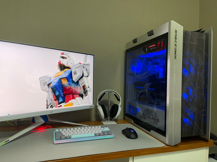 华硕ROG全家桶，高达系列，带显示器，不单...