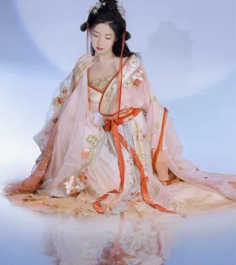 涂七七【重明之翼】原创刺绣汉服魏晋南北朝大...