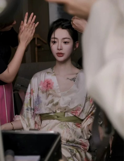 新中式汉服中国风晨袍新娘伴娘礼服芍药印花连...
