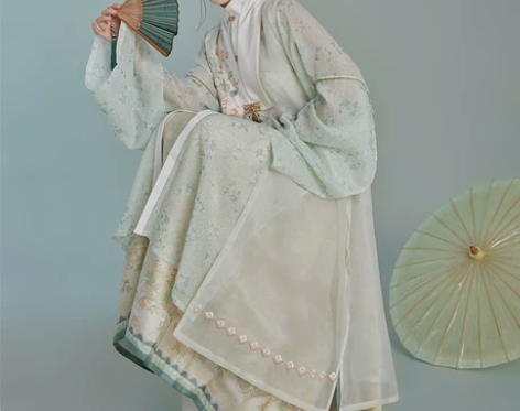 七月夕 青雾 明制立领对襟长衫绣花比甲仿妆...