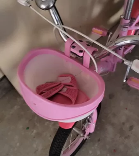 永久14寸单车，新旧如图 感兴趣的话点“我...