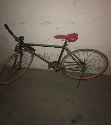 死飞 自行车 没怎么骑便宜出 感兴趣的话点...