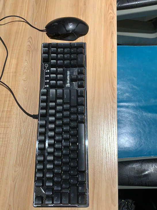 双飞燕f200 有功能正常 所有触发清脆 ...