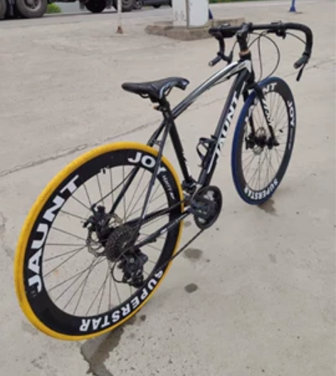 低价急出公路赛自行车一辆（26型）。哪里都...