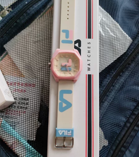 斐乐手表拆开未使用 感兴趣的话点“我想要”...