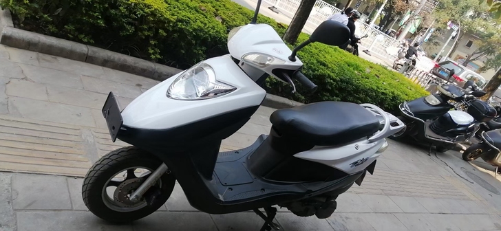 18年的车，8成新，1万多公里，手续齐全，...