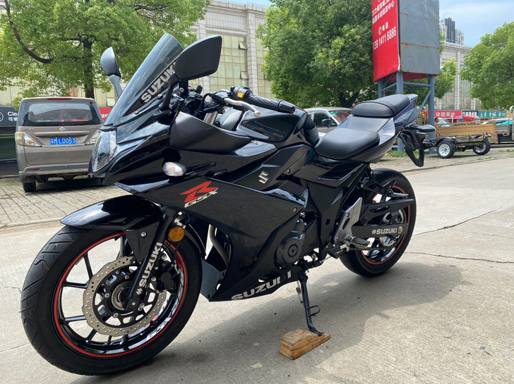 20年上牌铃木gsx250r 带ABS  ...