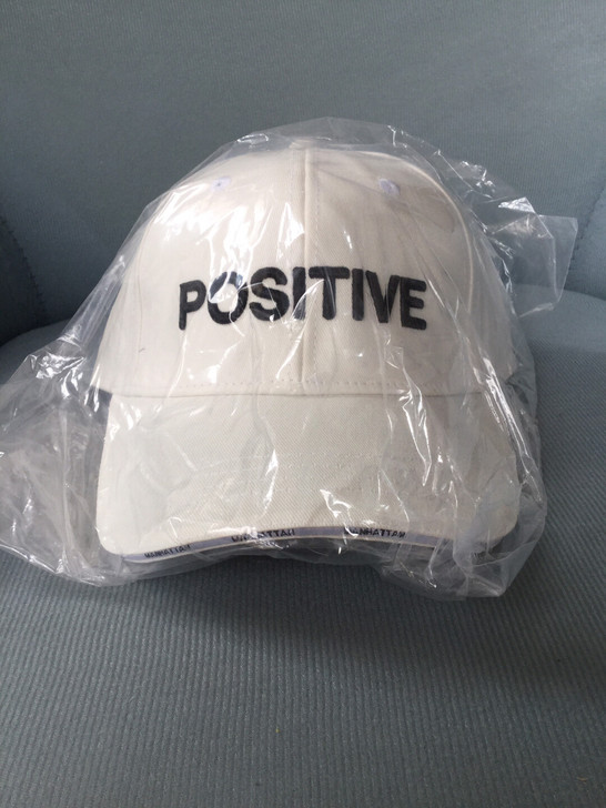 全新森马棒球帽,米白色