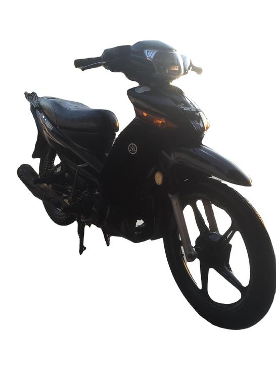 雅马哈弯梁摩托