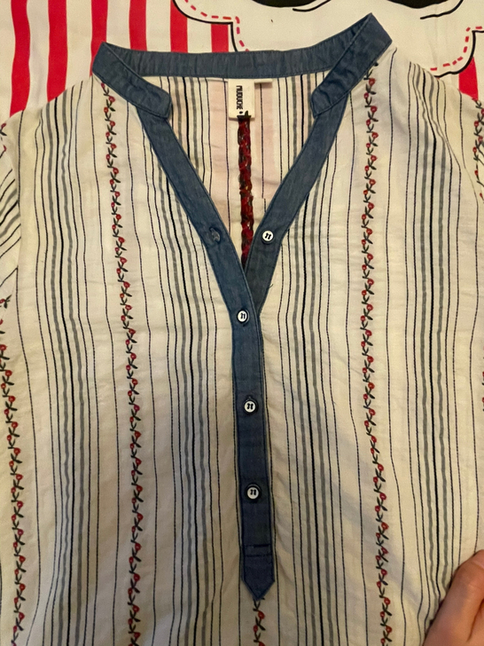 九分袖文艺刺绣衬衫