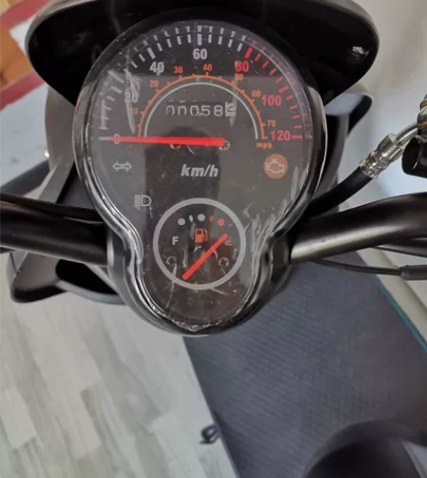 讴蒂125，  9.9成新，女生买来没怎么...