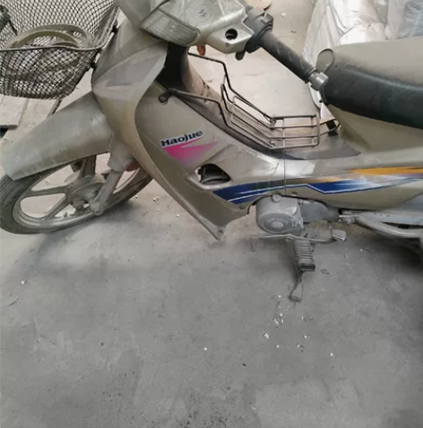 豪爵摩托车，闲置吃灰，电池坏，踩火容易，没...