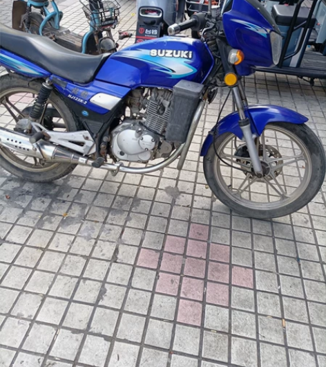 铃木国三125 感兴趣的话点“我想要”和我...