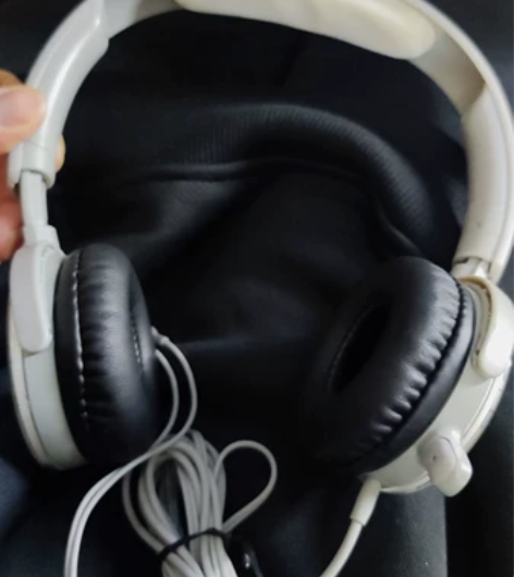 飞利浦原装耳机便宜处理 外观完好没有掉皮 ...