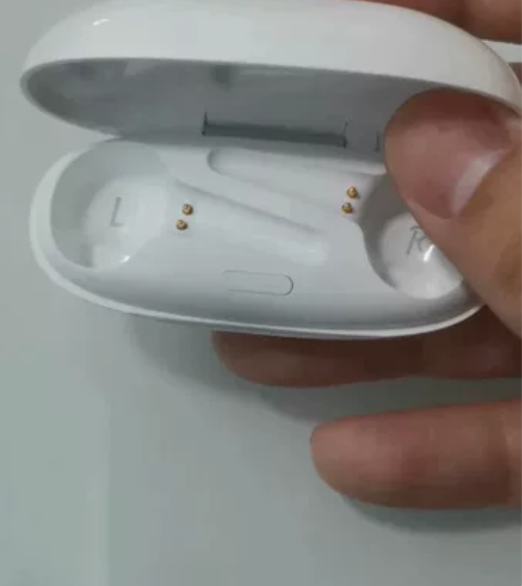 1more万魔一代充电仓，耳机丢失了，正常...