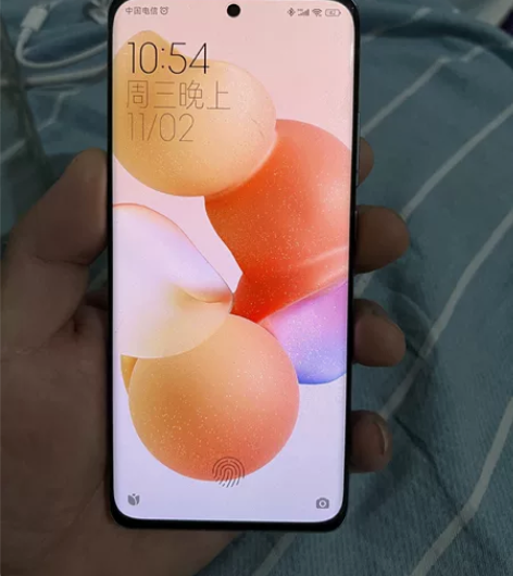 小米12，蓝色。12+256。手机7月28...